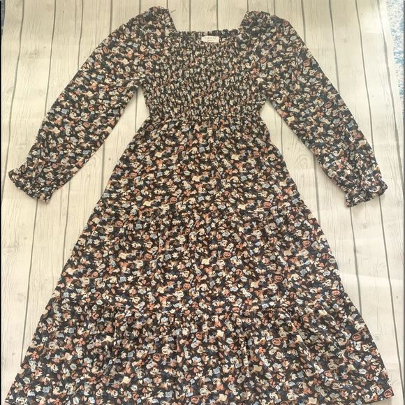 Hayden Dresses & Skirts - Hayden floral long sleeve midi dress-medium